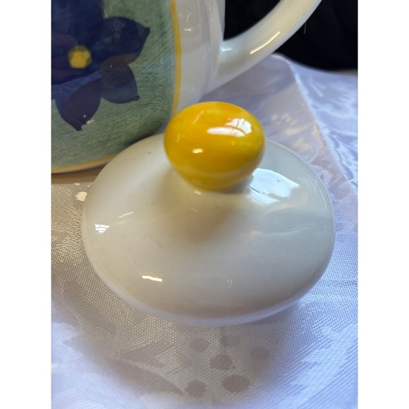 ceramic tea pots with hand painted floral desig - Picture 5 of 8